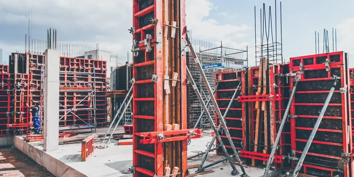 18mm-plastic-formwork-panel-real-project-numbers-cost-per-sq-highlight-1200w 18mm plastic formwork panel Real Project Numbers: Cost Per Square Meter