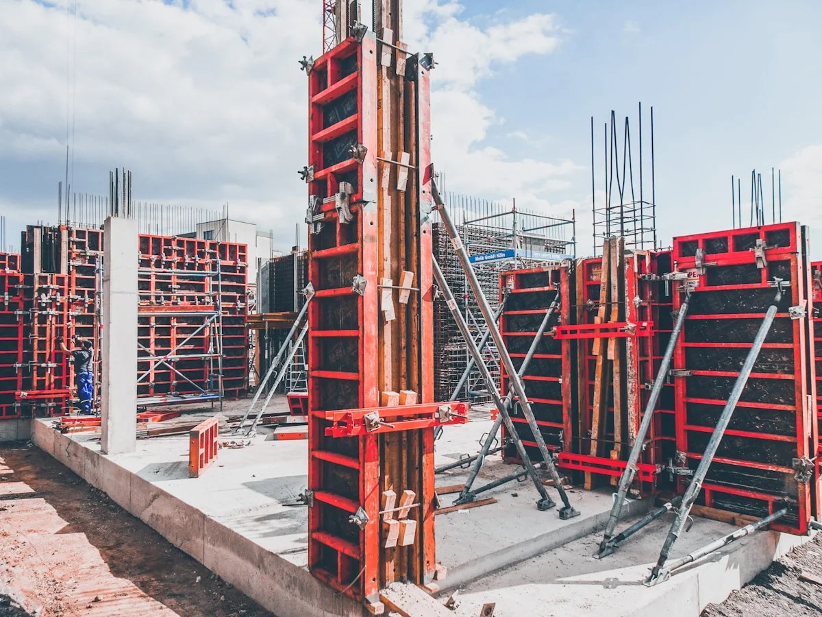 18mm plastic formwork panel Real Project Numbers: Cost Per Square Meter