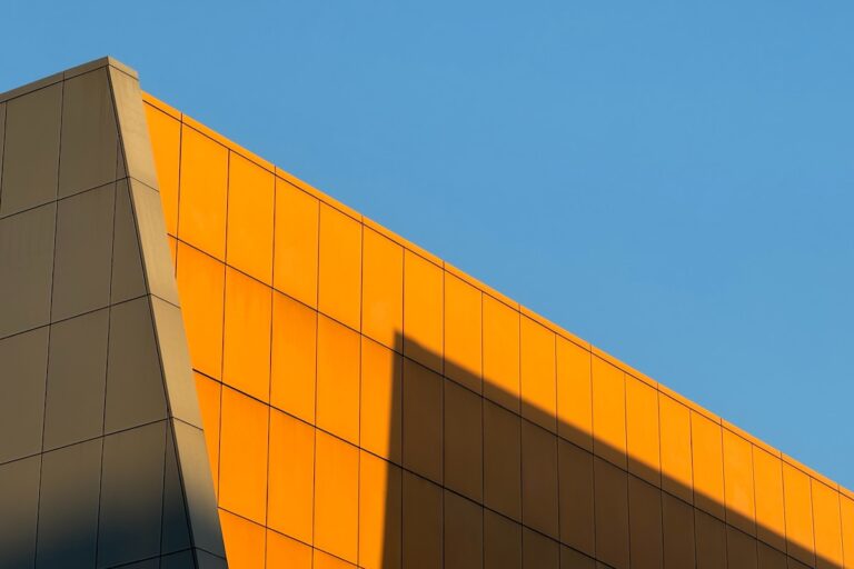 ACP Sheets ACP Sheets: Advantages, Drawbacks, and Applications