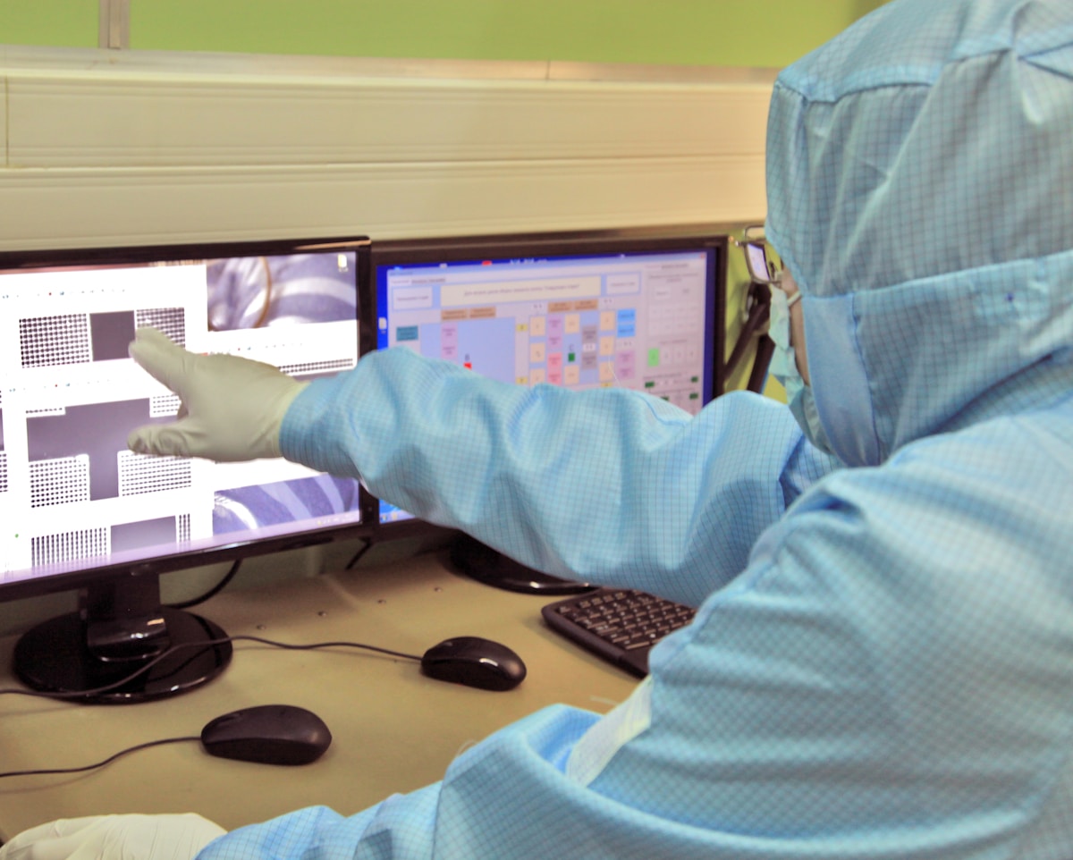 Clean Room How Manufacturers Begin: Understanding Your Needs