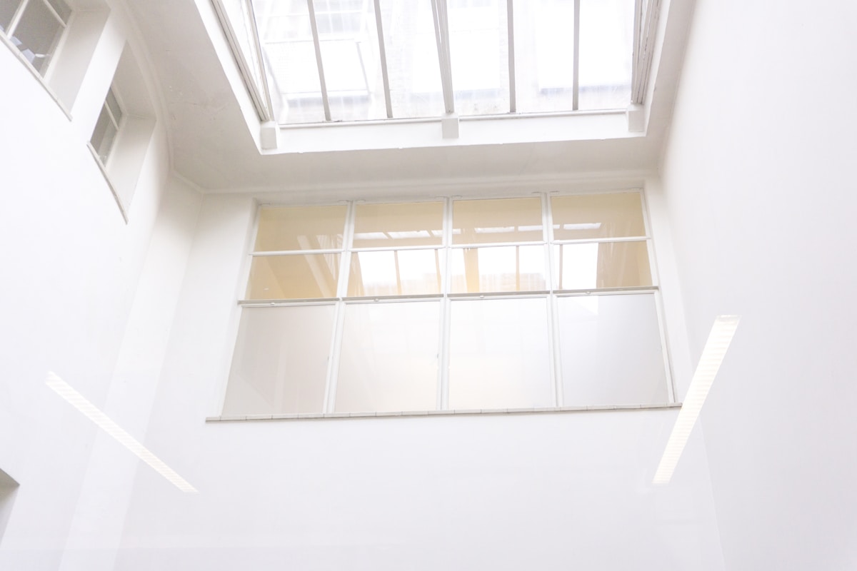 Clean Room Partition Space-Saving Partition Types