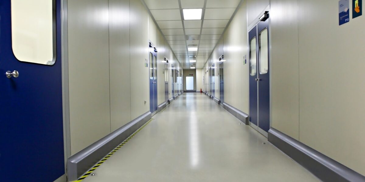 Clean Room Which Clean Room Class Is Right For Your Industry Overview Clean Room Which Clean Room Class Is Right for Your Industry?