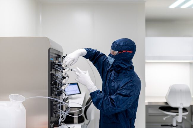 Cleanroom Manufacturing Cleanroom Manufacturing: UK Guide to ISO Standards & Costs