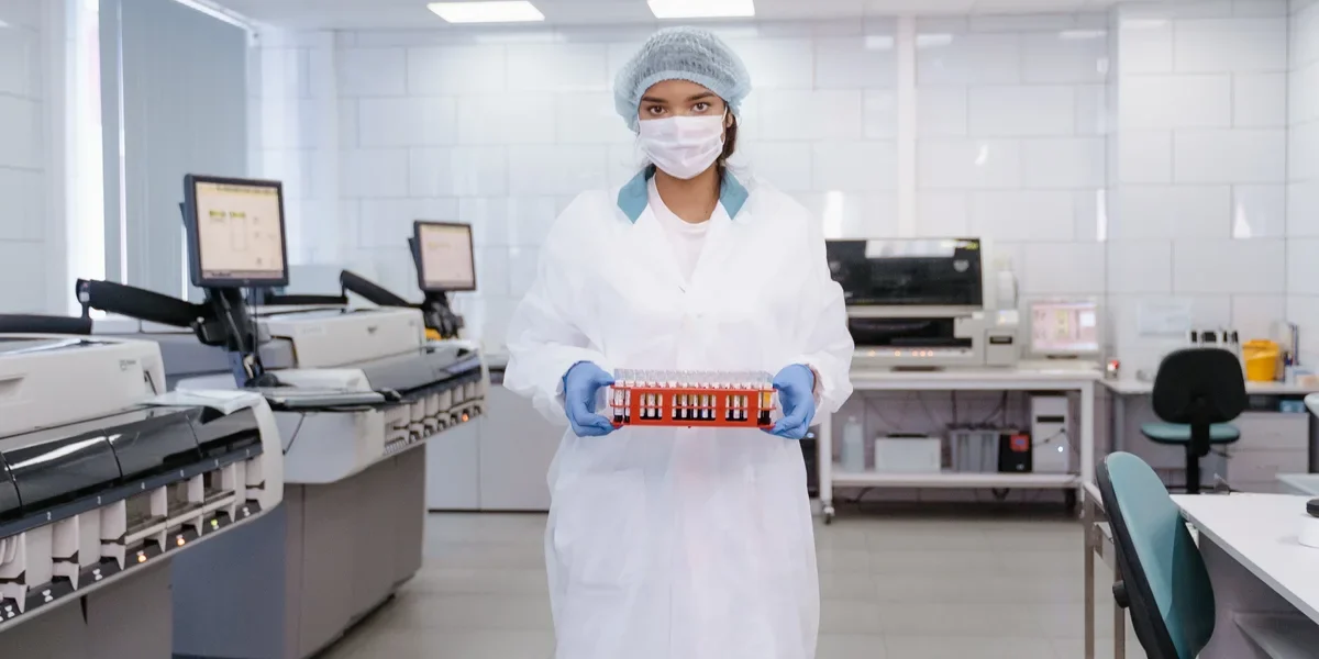 Cleanroom Materials Guide to Cleanroom Materials for Maintaining Standards