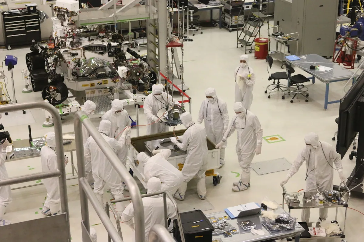 Particle count testing and ISO 14644 cleanroom air shower recertification