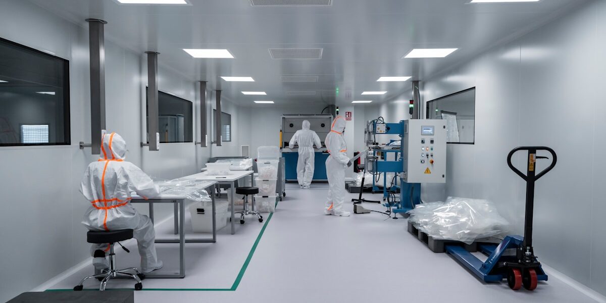 Cleanroom Solutions Inflatable Vs Modular Vs Aluminium Clean Overview Cleanroom Solutions Inflatable vs Modular vs Aluminium Cleanroom Solutions