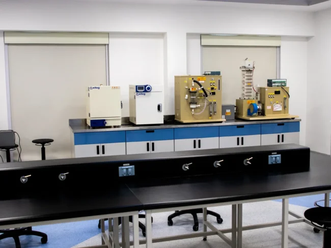 Cleanroom What Is A Cbd Extraction Cleanroom Overview Cleanroom What is a CBD Extraction Cleanroom?