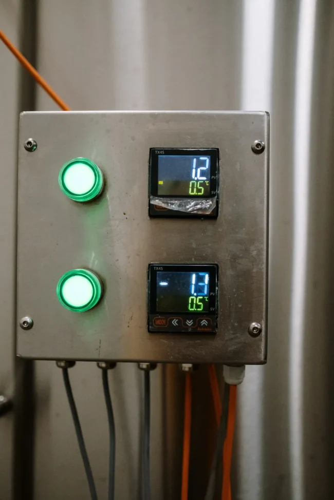 Cold Storage Warehouse Chilled vs. Frozen: Temperature Needs
