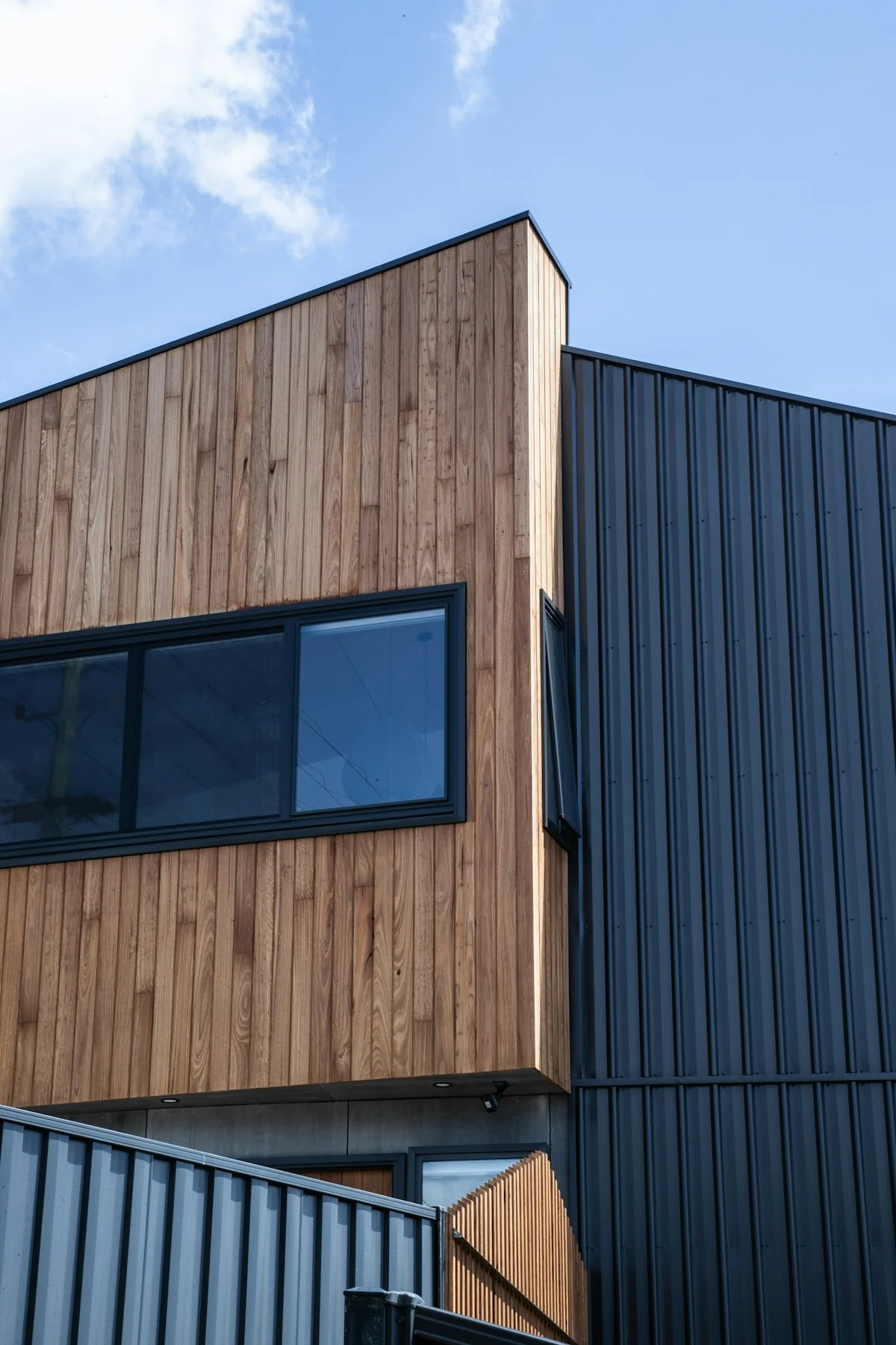 Container House Materials 4: Cost Per Square Foot: A Side-by-Side Look