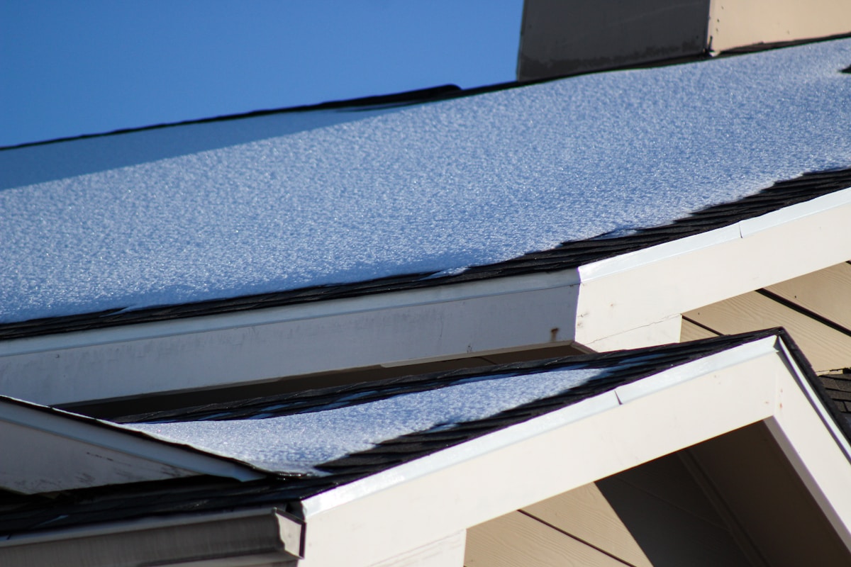 Energy-Efficient Roofing Common Challenges with Energy-Efficient Roofing