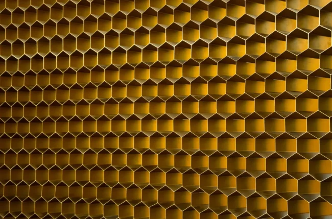 Honeycomb Panels Structural Advantages Over Solid Alternativ Closeup Honeycomb Panels Structural Advantages Over Solid Alternatives