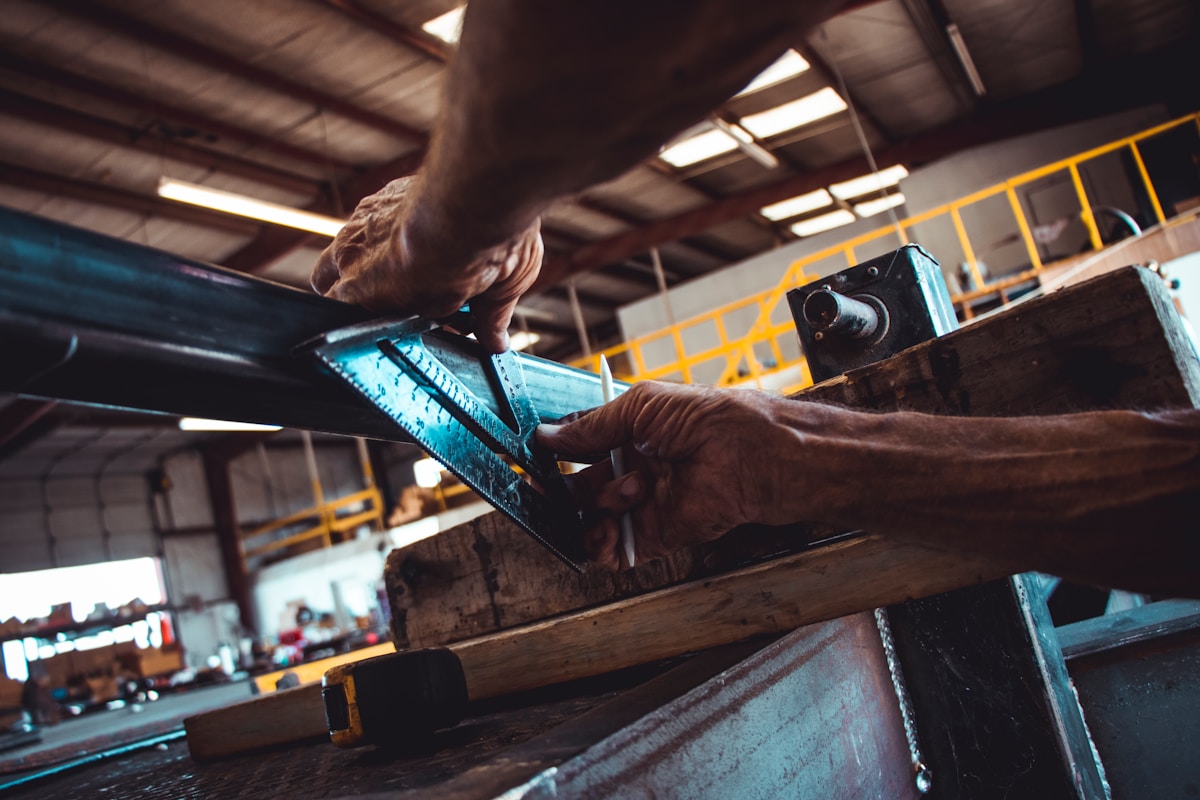 Insulated Metal Panel Manufacturer Choosing an IMP Manufacturer: What Really Matters