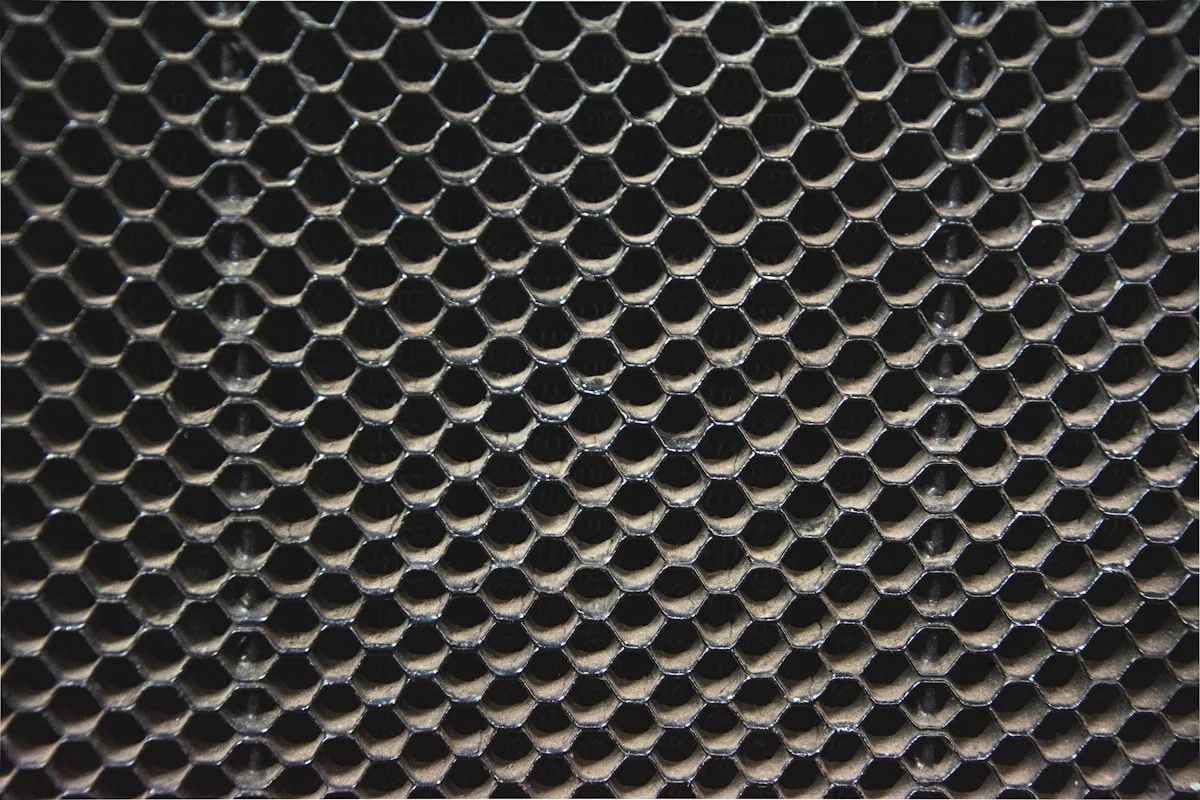 insulated metal panel manufacturer How Honeycomb Geometry Delivers Superior Strength