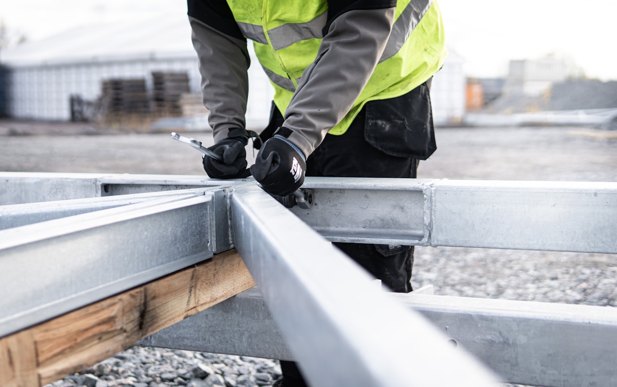 Insulated Metal Panels Assessing Installation Complexity
