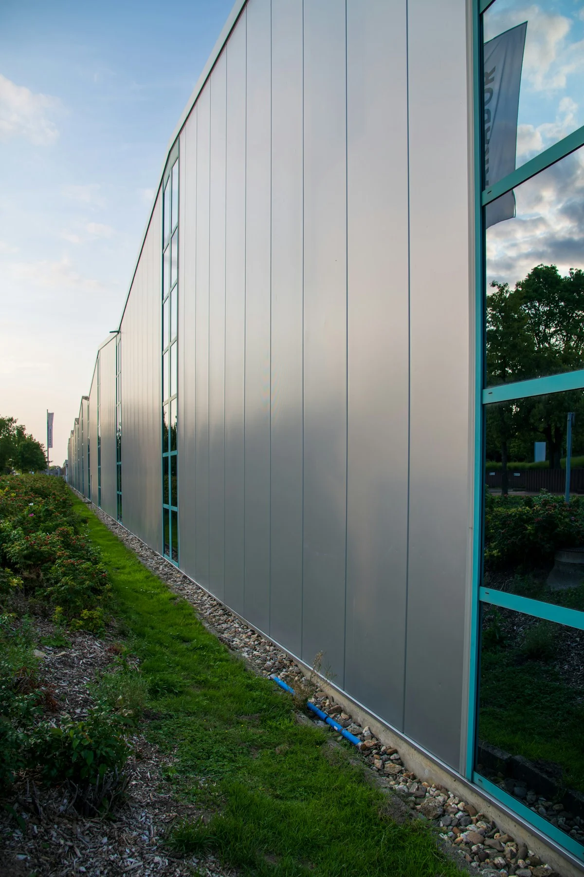 Insulated Metal Panels (IMPs) Core System Components