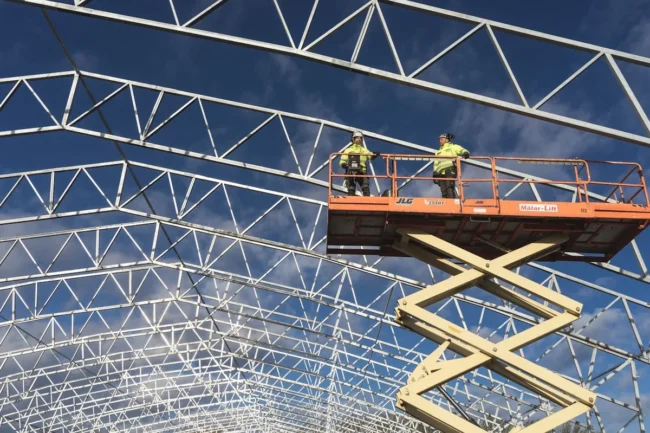 Insulated Sandwich Panels Insulated Sandwich Panels: Construction Benefits