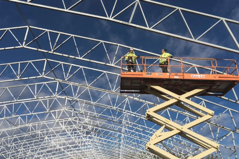 Insulated Sandwich Panels Insulated Sandwich Panels: Construction Benefits